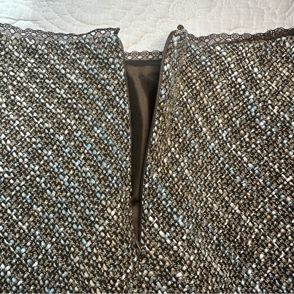 Vintage Tailor B. Moss Tweed Skirt. Size 6. Brown and Light Blue. Frayed Hem. - Picture 6 of 6